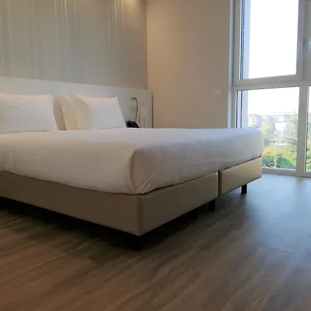 Novo Rossi Hotel 3*