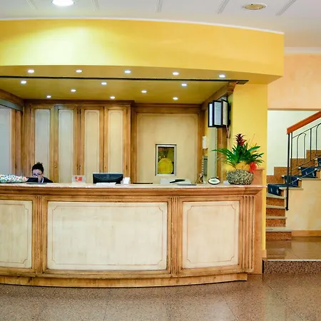 Hotel Novo Rossi 3*